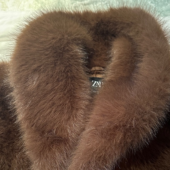 Zara Faux Fur Jacket - Picture 2 of 5